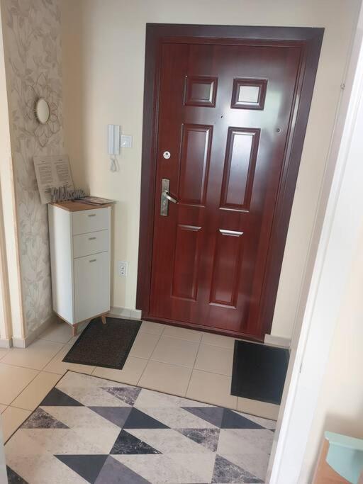 Dora Apartman Best Location & Free Parking Debrecen Eksteriør billede